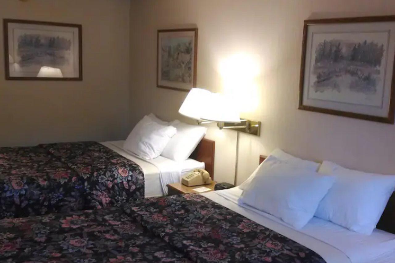Americas Best Value Inn Marion Nc Exterior photo